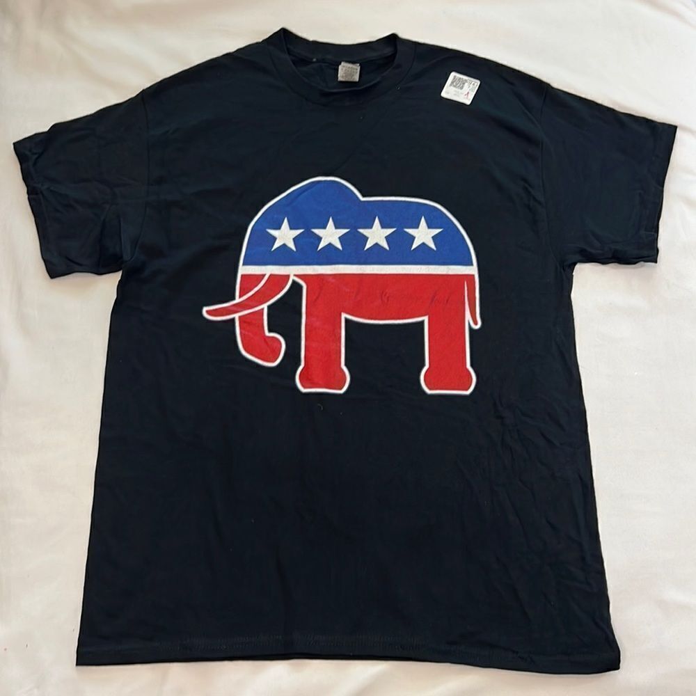 Republican Elephant Men’s Black Short Sleeve T-Shirt Size Large